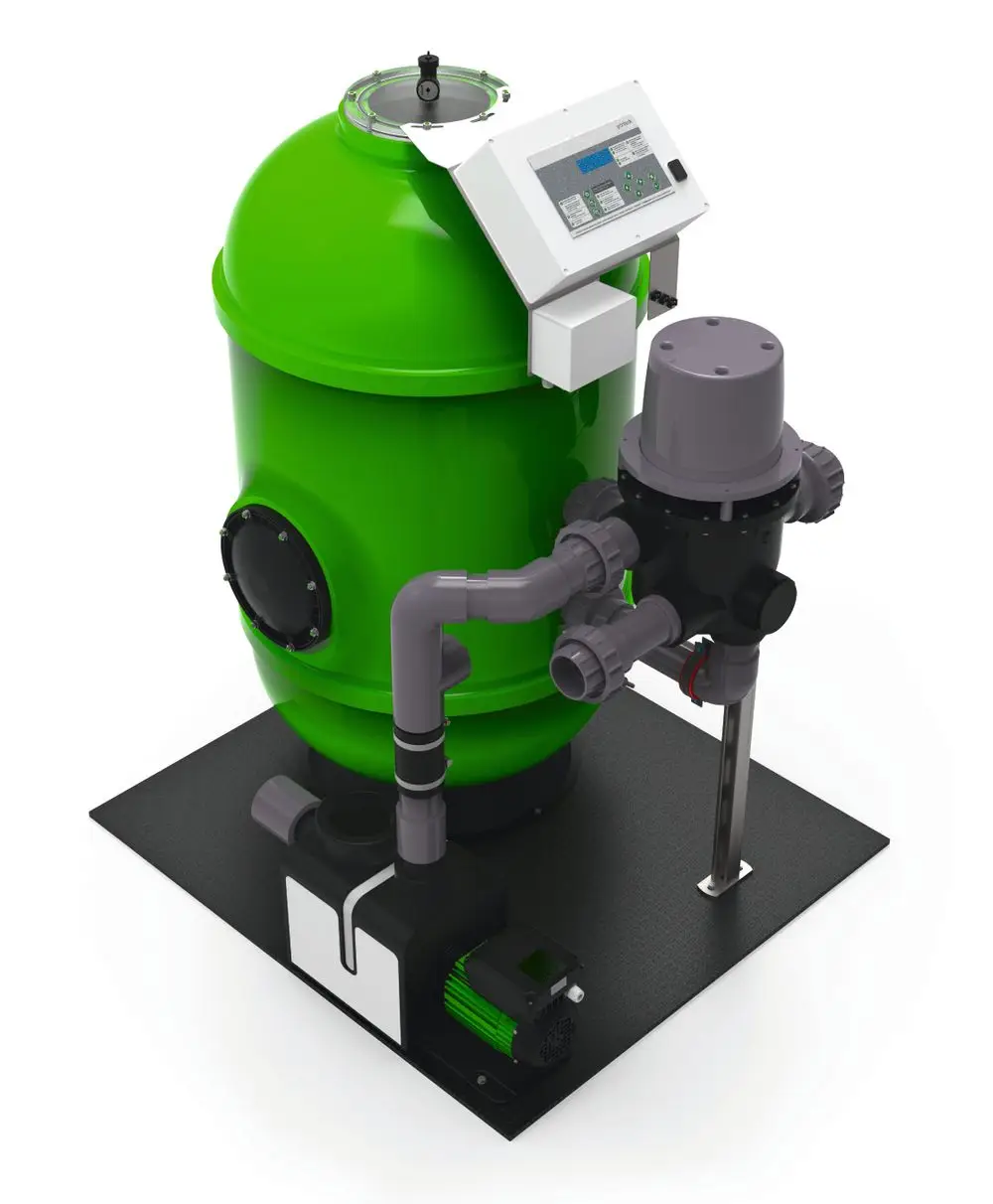 Filteranlage von Grünbeck in grüner Ausführung mit Steuerungseinheit, verbundenen Rohren und Pumpe auf schwarzem Sockel, für Wasseraufbereitung konzipiert.